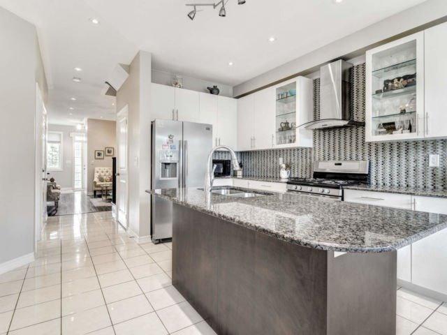 263 Rowe Terr, House detached with 4 bedrooms, 4 bathrooms and 4 parking in Milton ON | Image 8