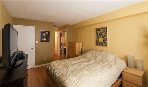 1711 - 633 Bay St, Condo with 1 bedrooms, 2 bathrooms and null parking in Toronto ON | Image 13