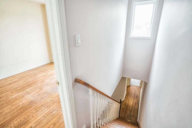 138a Euclid Ave, House attached with 4 bedrooms, 4 bathrooms and 1 parking in Toronto ON | Image 3