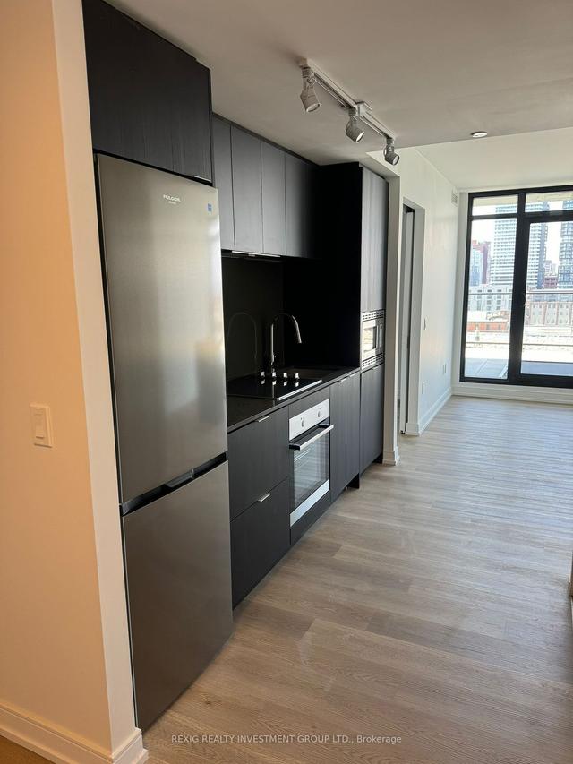 1009 - 1 Jarvis St, Condo with 2 bedrooms, 2 bathrooms and 1 parking in Hamilton ON | Image 29