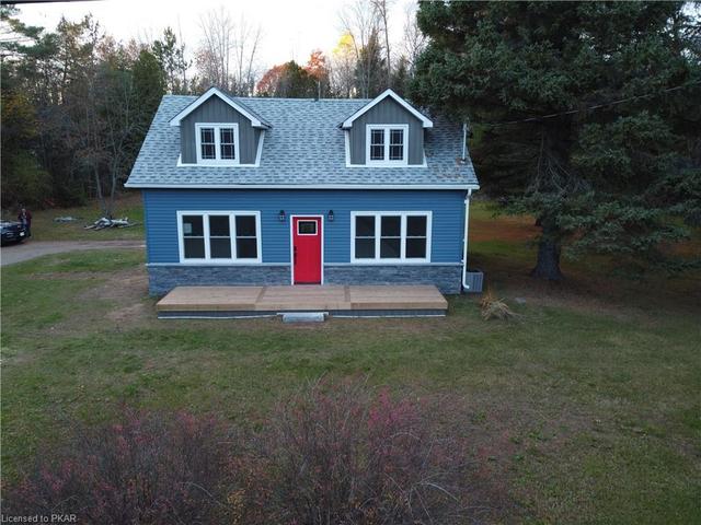 3694 Highway 28, House detached with 3 bedrooms, 1 bathrooms and 12 parking in Douro Dummer ON | Image 27