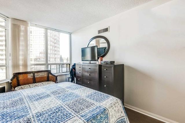 401 - 610 Bullock Dr, Condo with 2 bedrooms, 2 bathrooms and 1 parking in Markham ON | Image 11