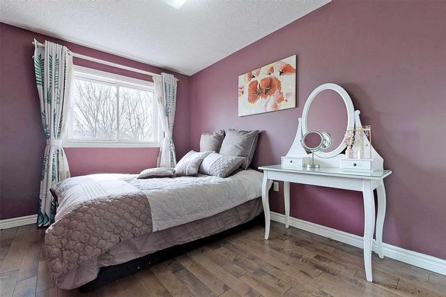 867 Caribou Valley Circ N, Townhouse with 3 bedrooms, 4 bathrooms and 2 parking in Newmarket ON | Image 10