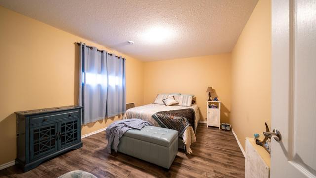909 8 Avenue, House detached with 4 bedrooms, 3 bathrooms and 6 parking in Wainwright AB | Image 31