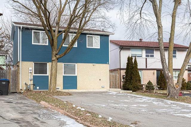 17 Handel Crt, House detached with 3 bedrooms, 3 bathrooms and 4 parking in Brampton ON | Image 1
