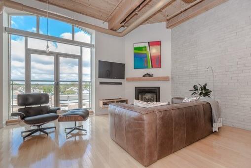 419 - 993 Queen St W, Condo with 1 bedrooms, 1 bathrooms and 1 parking in Toronto ON | Image 3