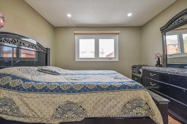 24 Burt Dr, House detached with 3 bedrooms, 3 bathrooms and 6 parking in Brampton ON | Image 24