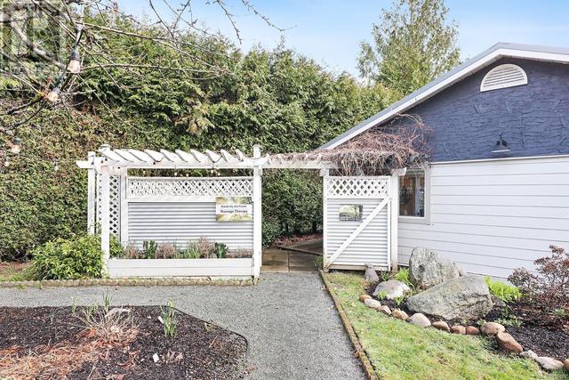 546 Pritchard Rd, House detached with 5 bedrooms, 3 bathrooms and 4 parking in Comox BC | Image 33