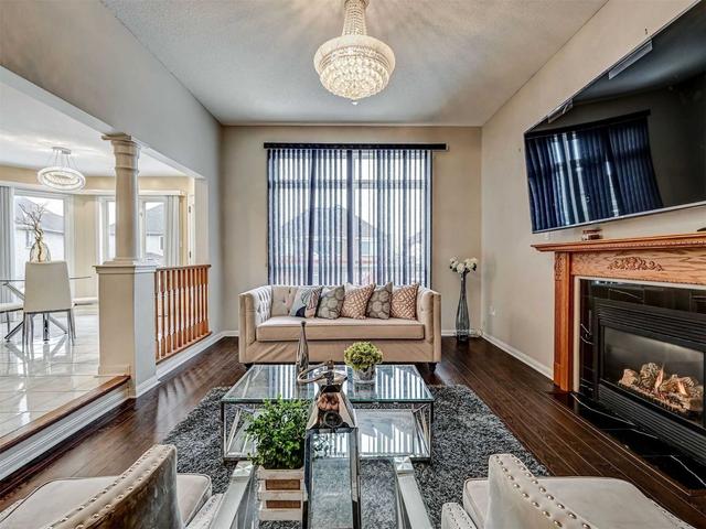 20 Himalaya St, House detached with 5 bedrooms, 6 bathrooms and 6 parking in Brampton ON | Image 7