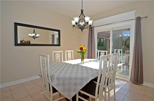 41 Calera Cres, House detached with 3 bedrooms, 3 bathrooms and 3 parking in Vaughan ON | Image 5