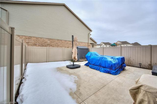 25 Crosswinds Drive, House attached with 3 bedrooms, 2 bathrooms and 3 parking in Kitchener ON | Image 24