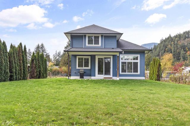 65477 Kawkawa Lake Road, House detached with 3 bedrooms, 3 bathrooms and null parking in Hope BC | Image 35