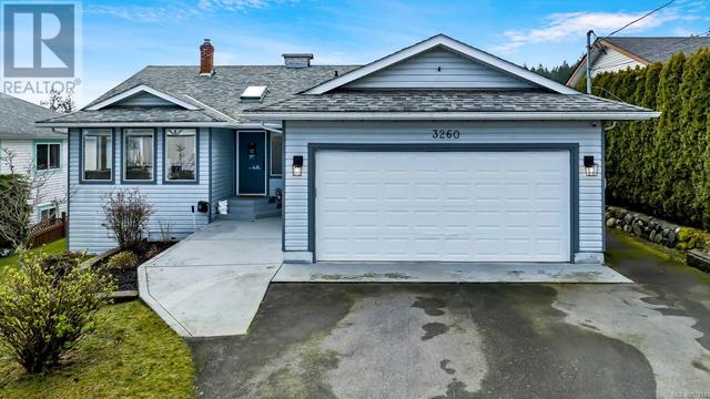 3260 Cook St, House detached with 3 bedrooms, 3 bathrooms and 4 parking in North Cowichan BC | Image 1