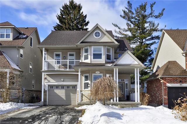 28 Charleswood Court, House detached with 4 bedrooms, 3 bathrooms and 5 parking in Cambridge ON | Image 1