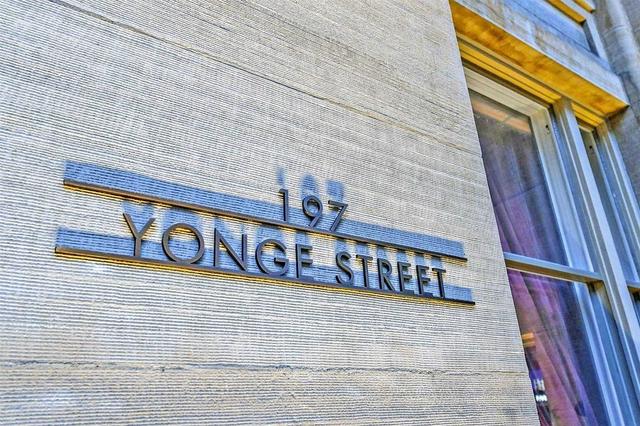 5011 - 197 Yonge St St, Condo with 1 bedrooms, 1 bathrooms and 0 parking in Toronto ON | Image 12