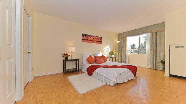 307 - 310 Mill St S, Condo with 2 bedrooms, 2 bathrooms and 2 parking in Brampton ON | Image 7
