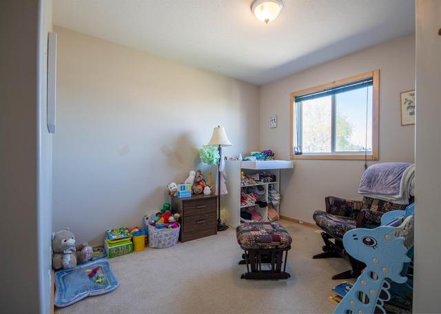 5120 42 Street, House other with 4 bedrooms, 2 bathrooms and 4 parking in Olds AB | Image 17