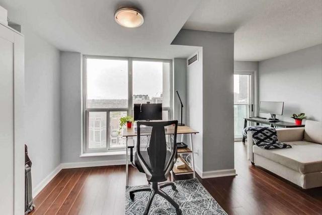 3009 - 8 Park Rd, Condo with 1 bedrooms, 1 bathrooms and 0 parking in Toronto ON | Image 14