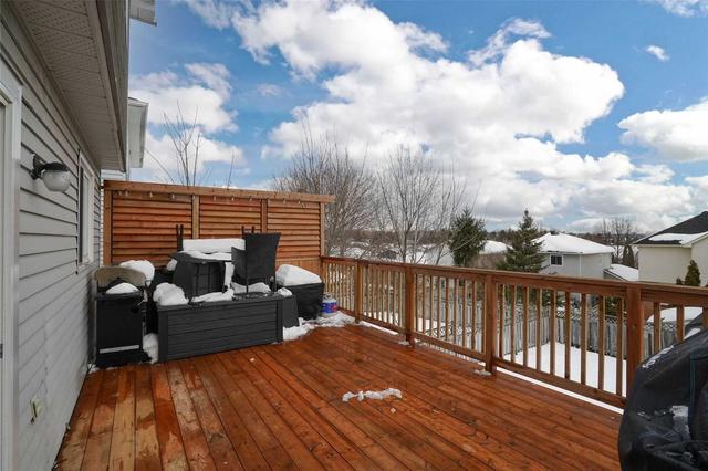 46 Gosney Cres, House detached with 3 bedrooms, 4 bathrooms and 3 parking in Barrie ON | Image 16