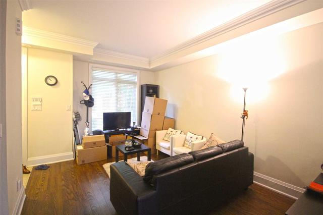 Th6 - 5 Oakburn Cres, Townhouse with 3 bedrooms, 3 bathrooms and 1 parking in Toronto ON | Image 8