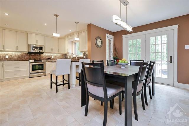 122 Pleasant Creek Drive, House detached with 4 bedrooms, 3 bathrooms and 6 parking in Ottawa ON | Image 8