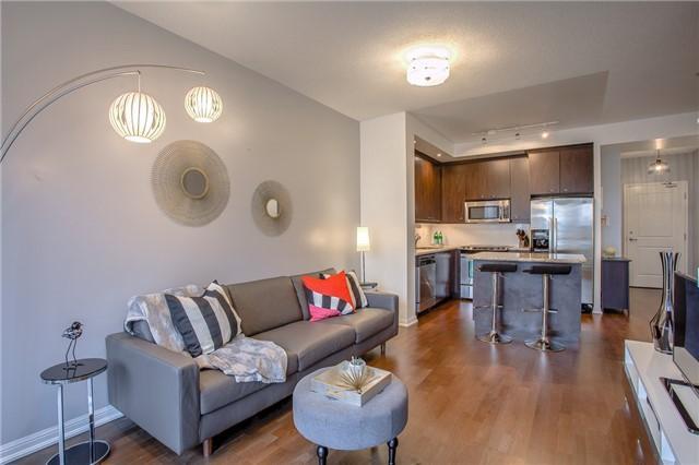 820 - 628 Fleet St, Condo with 1 bedrooms, 1 bathrooms and 1 parking in Toronto ON | Image 4