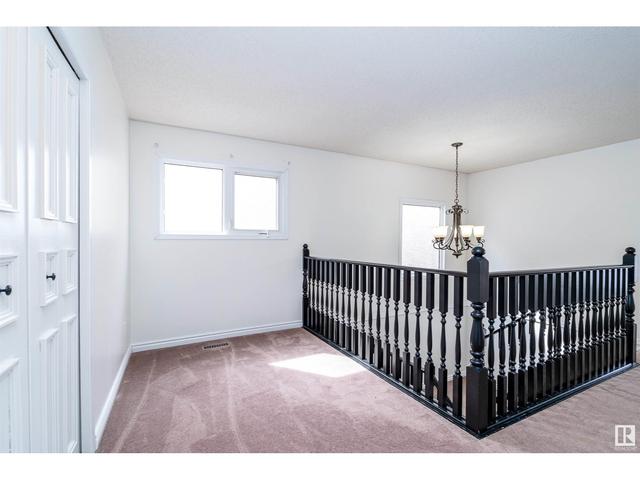 12307 25 Av Nw, House detached with 3 bedrooms, 2 bathrooms and null parking in Edmonton AB | Image 15