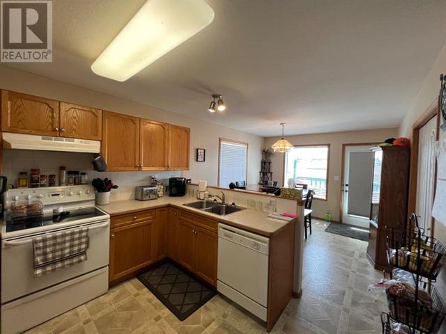 190 Kerr Close, House detached with 4 bedrooms, 2 bathrooms and 2 parking in Red Deer AB | Image 3
