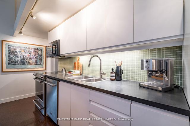 208 - 21 Nassau St, Condo with 2 bedrooms, 2 bathrooms and 1 parking in Toronto ON | Image 7