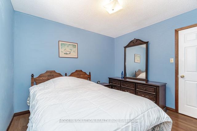 102 Juniper Dr, House detached with 3 bedrooms, 2 bathrooms and 3 parking in Hamilton ON | Image 16