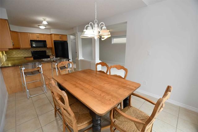 14 Truesdale Cres, House detached with 5 bedrooms, 3 bathrooms and 3 parking in Guelph ON | Image 6