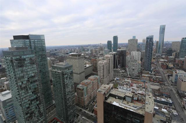 4707 - 15 Grenville St, Condo with 1 bedrooms, 1 bathrooms and 0 parking in Toronto ON | Image 4