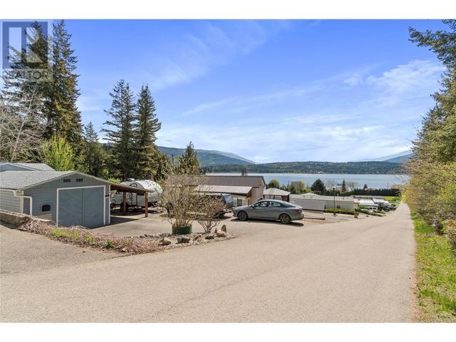 4 - 3959 Sunnybrae Canoe Point Road, House other with 3 bedrooms, 1 bathrooms and 4 parking in Columbia Shuswap C BC | Image 30