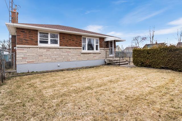 3 Lincoln Ave, House detached with 2 bedrooms, 2 bathrooms and 3 parking in St. Catharines ON | Image 12