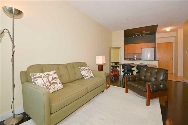 Sph18 - 600 Queens Quay W, Condo with 1 bedrooms, 1 bathrooms and 1 parking in Toronto ON | Image 4