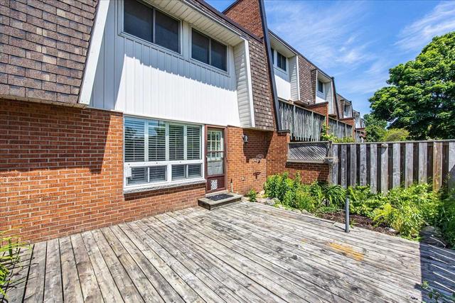 114 Deacon Lane, Townhouse with 3 bedrooms, 2 bathrooms and 2 parking in Ajax ON | Image 20