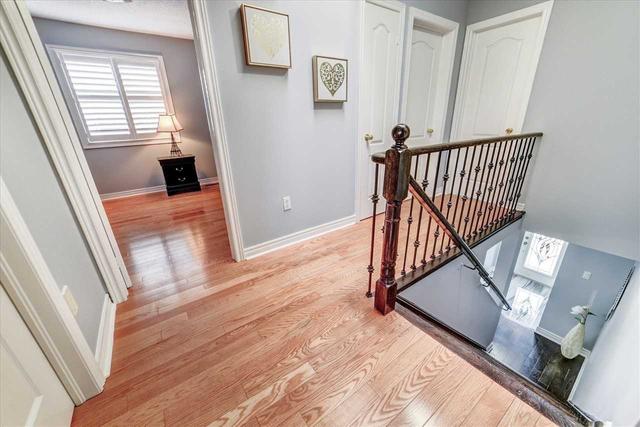 607 Staines Rd, House detached with 4 bedrooms, 4 bathrooms and 4 parking in Toronto ON | Image 8