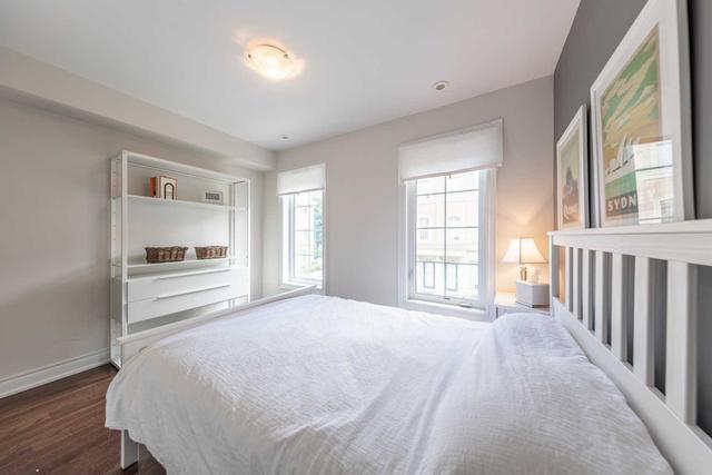 8 - 20 Hargrave Lane, Townhouse with 3 bedrooms, 3 bathrooms and 1 parking in Toronto ON | Image 18