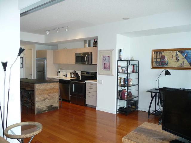 809 - 390 Cherry St, Condo with 1 bedrooms, 1 bathrooms and null parking in Toronto ON | Image 2