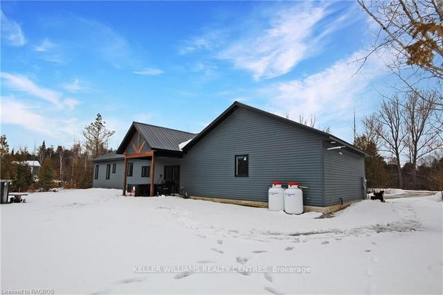 3 Pierce St N, House detached with 3 bedrooms, 2 bathrooms and 10 parking in South Bruce Peninsula ON | Image 25