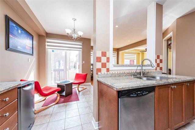 73 Pantomine Blvd, House detached with 4 bedrooms, 4 bathrooms and 6 parking in Brampton ON | Image 12