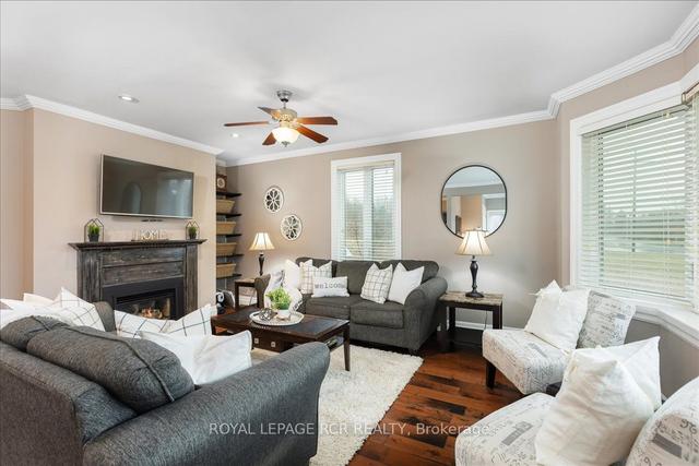 19214 Holland Landing Rd, House detached with 4 bedrooms, 3 bathrooms and 10 parking in East Gwillimbury ON | Image 36
