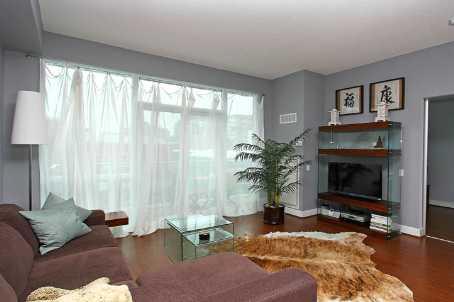 s514 - 112 George St, Condo with 2 bedrooms, 1 bathrooms and 1 parking in Toronto ON | Image 4