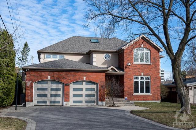 1853 Rideau Garden Drive, House detached with 4 bedrooms, 4 bathrooms and 6 parking in Ottawa ON | Image 2