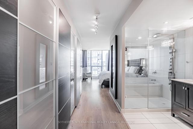 836 - 8 Telegram Mews, Condo with 2 bedrooms, 3 bathrooms and 2 parking in Toronto ON | Image 14