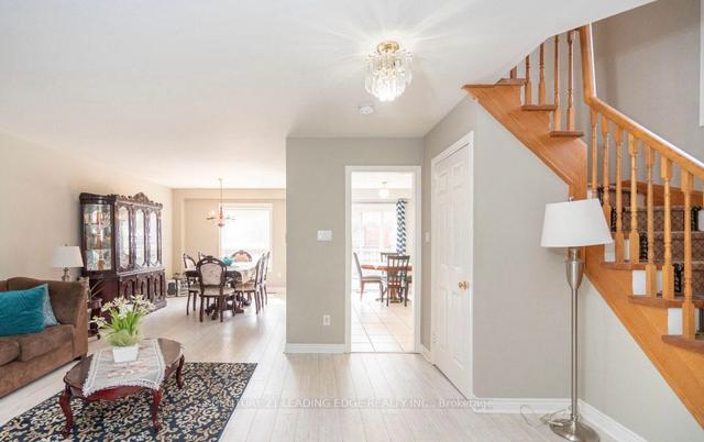 852 College Manor Dr, House detached with 3 bedrooms, 4 bathrooms and 8 parking in Newmarket ON | Image 14