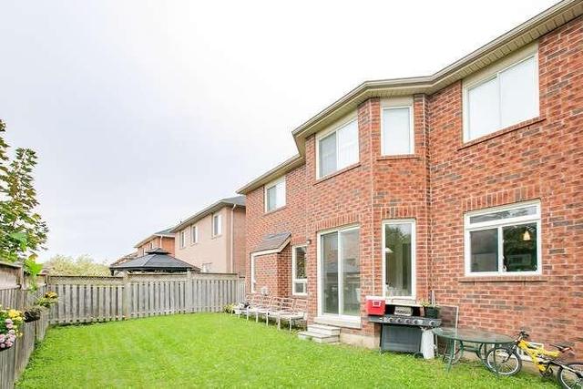 81 Crown Victoria Dr, House detached with 4 bedrooms, 5 bathrooms and 6 parking in Brampton ON | Image 32