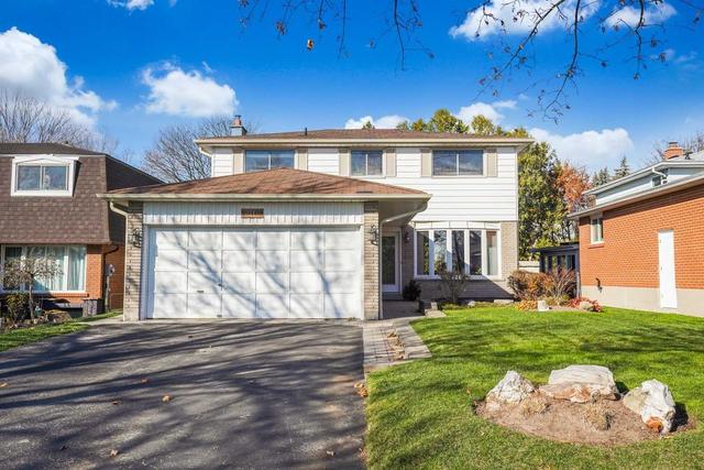 918 Queensdale Ave, House detached with 4 bedrooms, 2 bathrooms and 6 parking in Oshawa ON | Image 1