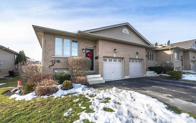 20 Steed Crt, House attached with 2 bedrooms, 2 bathrooms and 4 parking in Brantford ON | Image 1