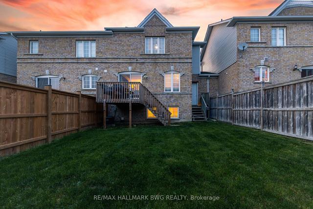 70 Succession Cres, House attached with 3 bedrooms, 2 bathrooms and 2 parking in Barrie ON | Image 14
